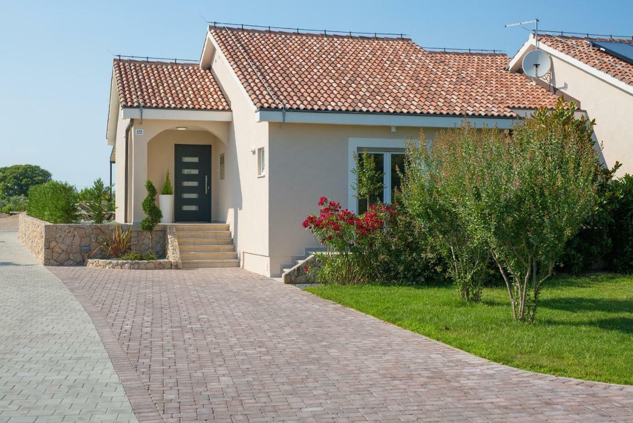Holiday Home Elegant Vrh  Экстерьер фото