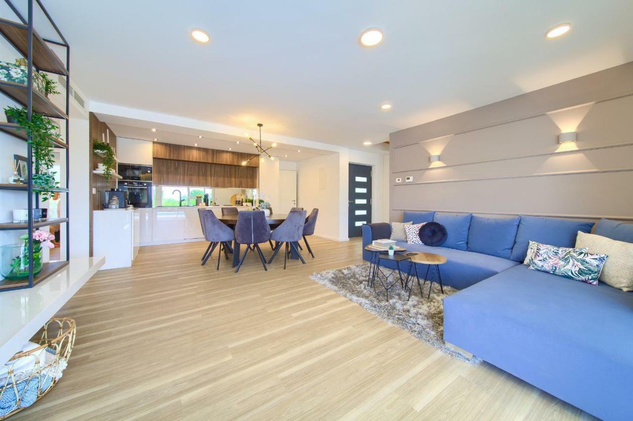 Holiday Home Elegant Vrh  Экстерьер фото